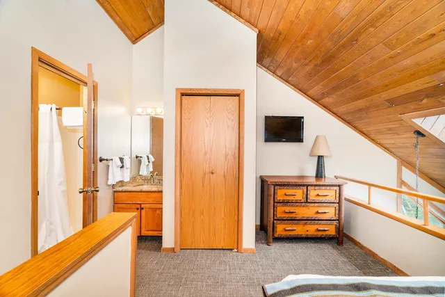 $85,000 | 521 Moose Mountain Drive, Unit A, Lutsen, MN 55612