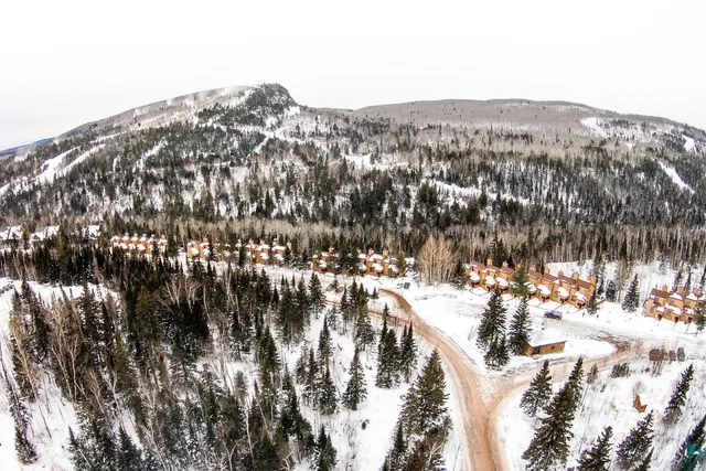 $85,000 | 521 Moose Mountain Drive, Unit A, Lutsen, MN 55612