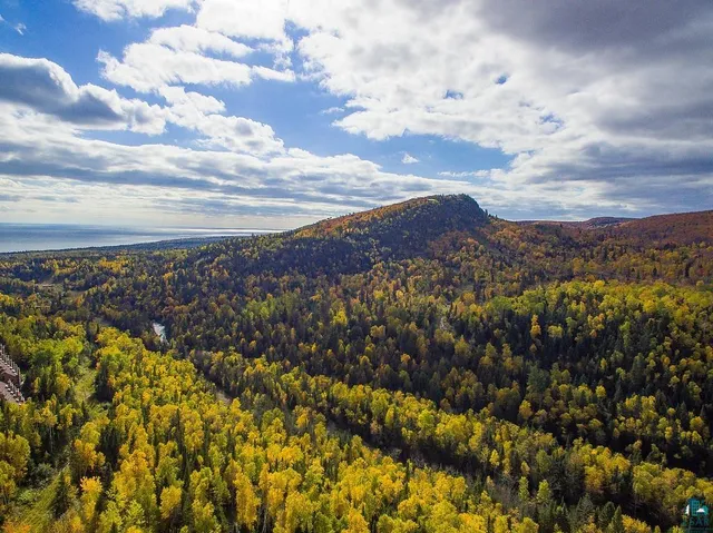 $85,000 | 521 Moose Mountain Drive, Unit A, Lutsen, MN 55612