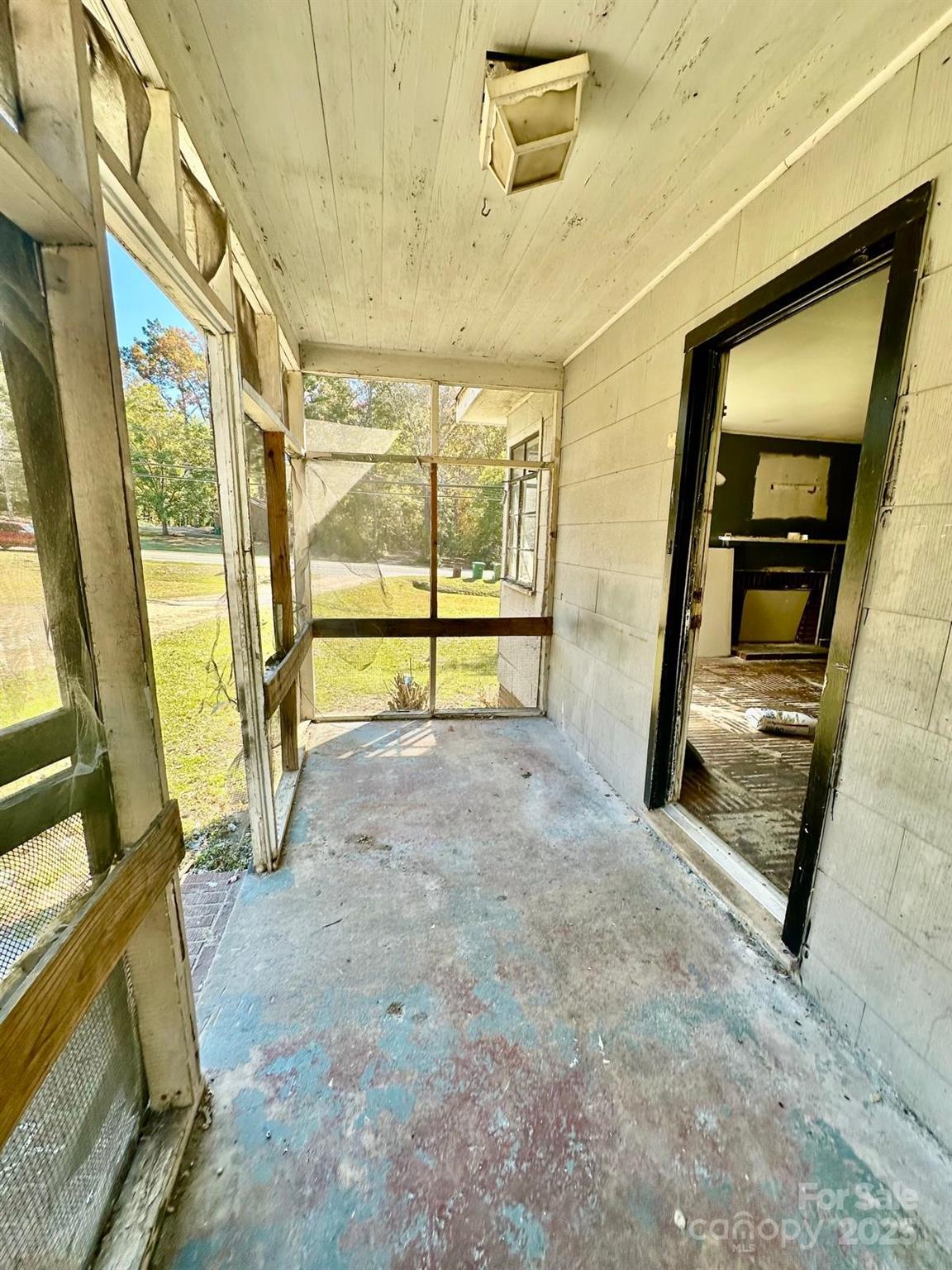 1016 East Arch Street Lancaster, SC 29720 - Photo 26 of 28 a view of an entryway with a window