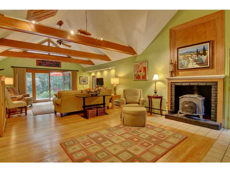 14 Will Croft Street Cumberland, RI 02864 - Photo 8 of 20 Den/Family/Great Room.