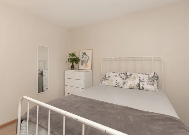 $154,500 | 3260 Parkwild Drive, Unit 3D, Bettendorf, IA 52722