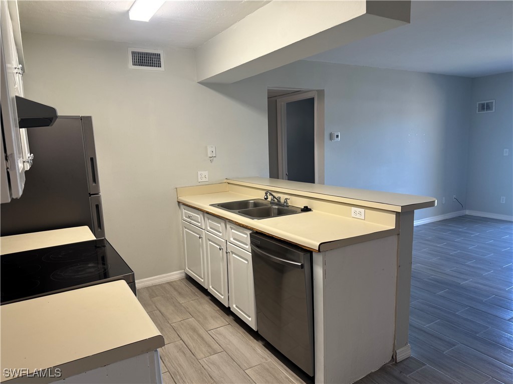 5311 Summerlin Road, Unit 1104 Fort Myers, FL 33919 - Photo 3 of 19