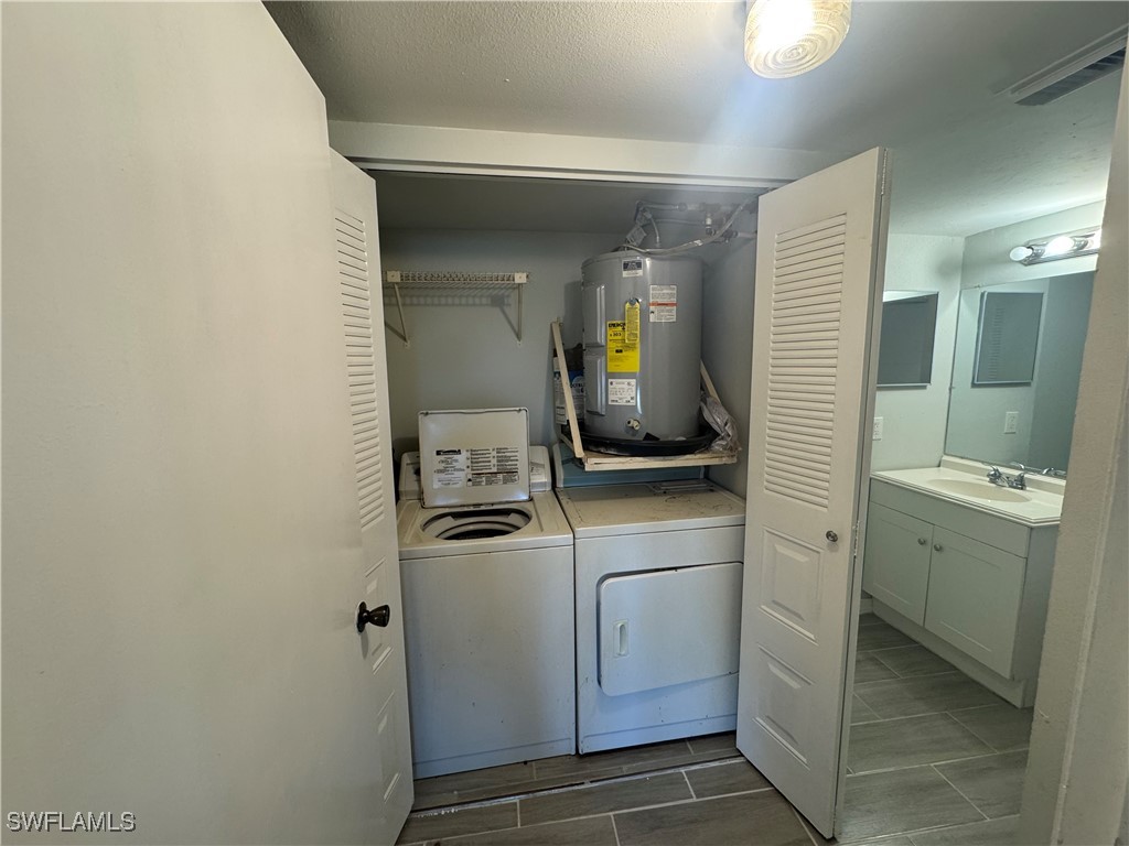 5311 Summerlin Road, Unit 1104 Fort Myers, FL 33919 - Photo 9 of 19