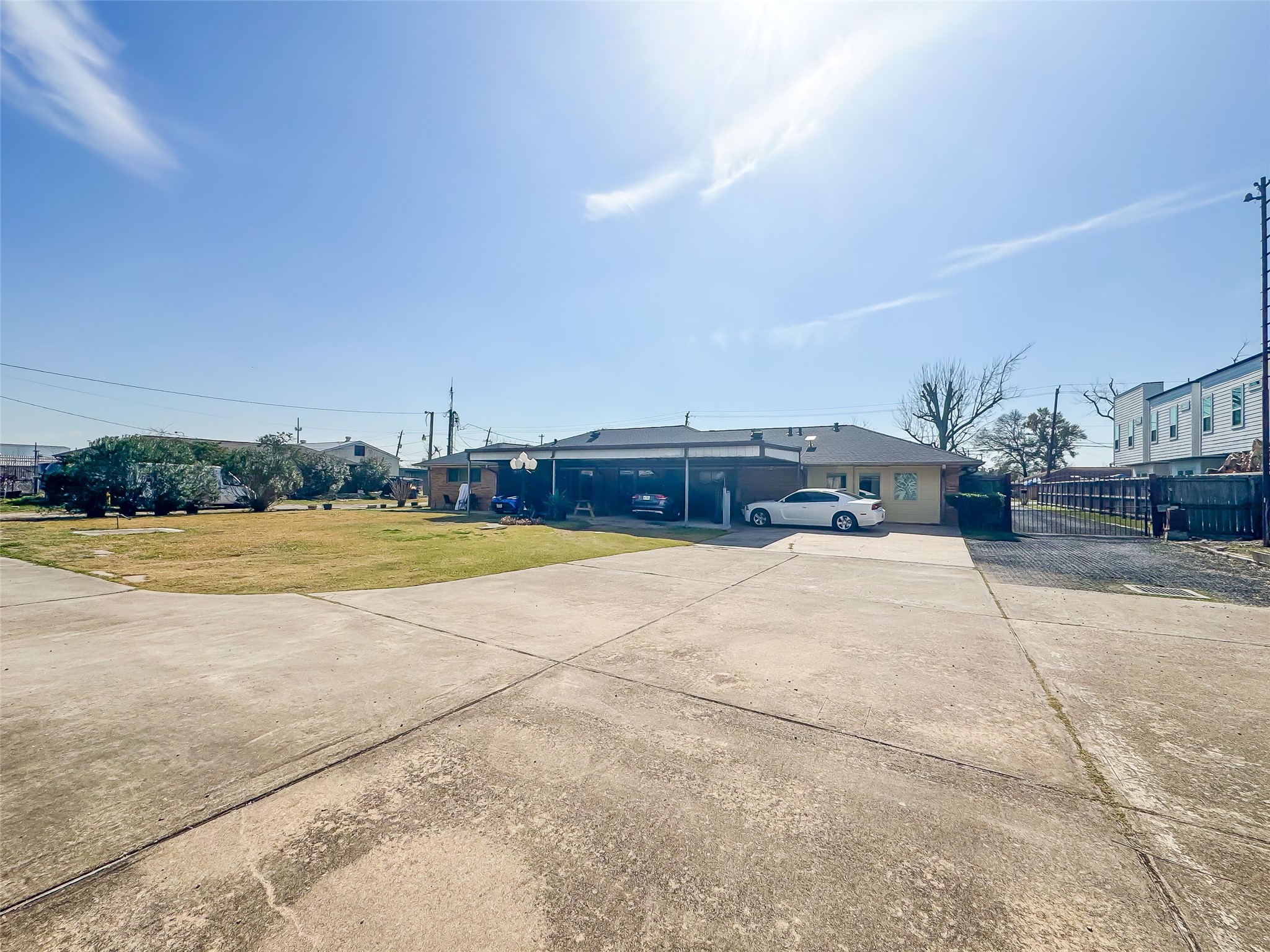 719 East Whitney Street Houston, TX 77022 - Photo 5 of 13