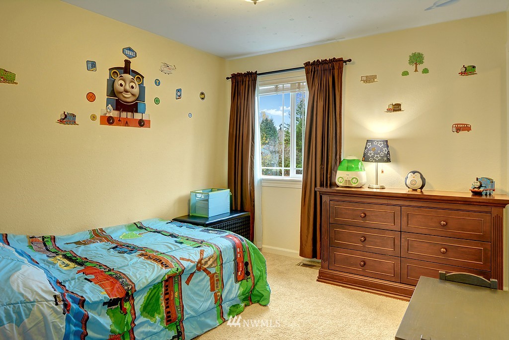 13221 Southeast 168th Street Renton, WA 98058 - Photo 13 of 22 Gallery Image 13