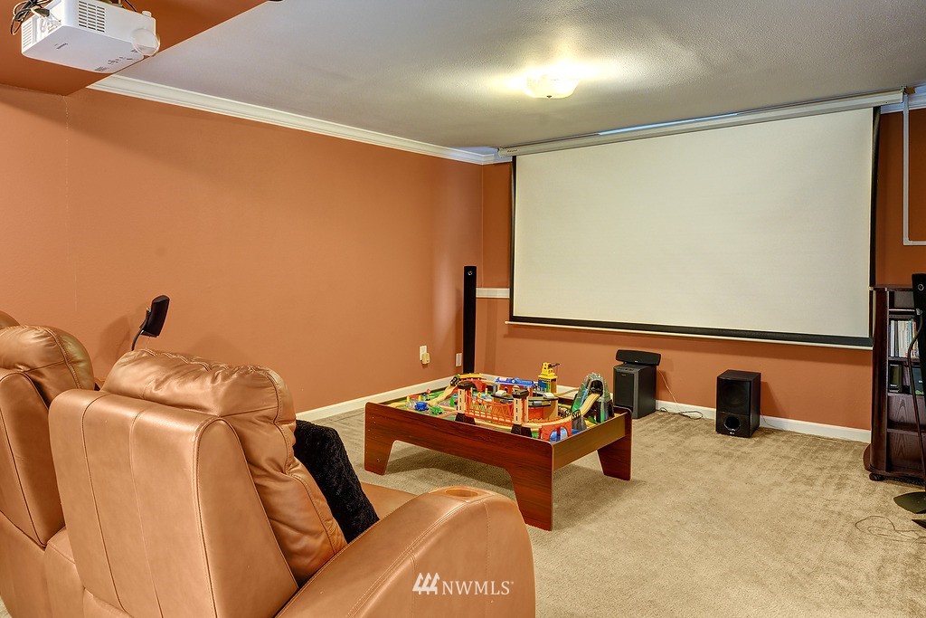13221 Southeast 168th Street Renton, WA 98058 - Photo 17 of 22 Gallery Image 17