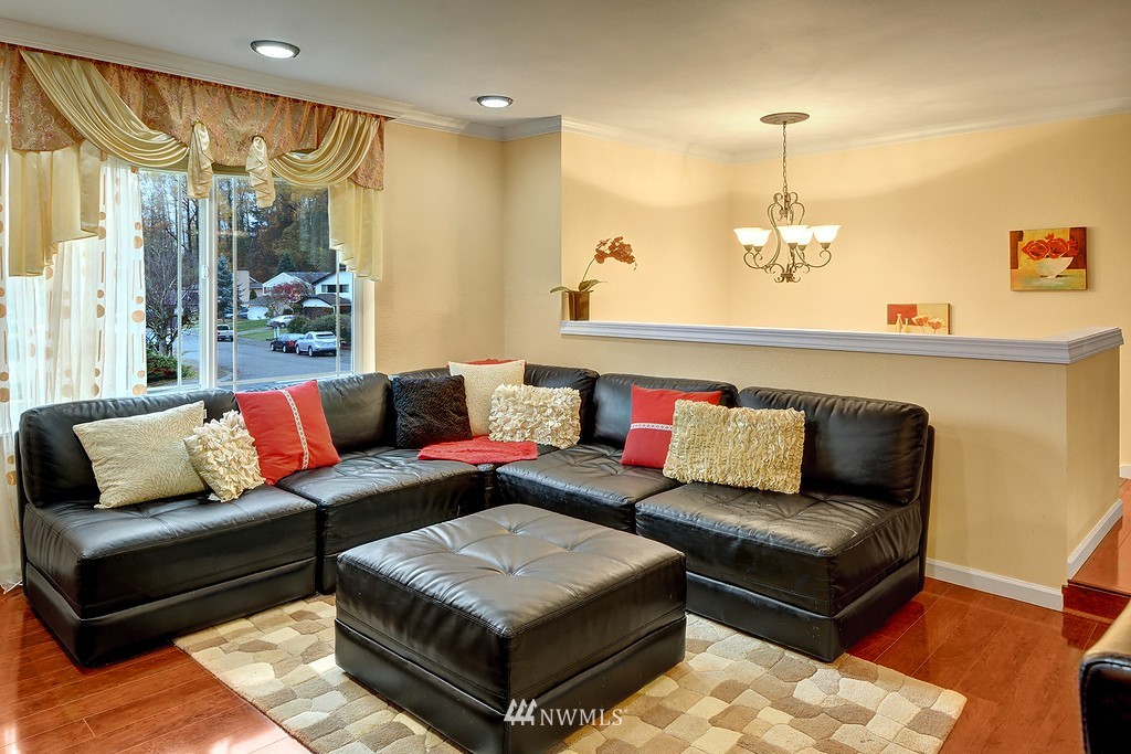 13221 Southeast 168th Street Renton, WA 98058 - Photo 4 of 22 Gallery Image 4