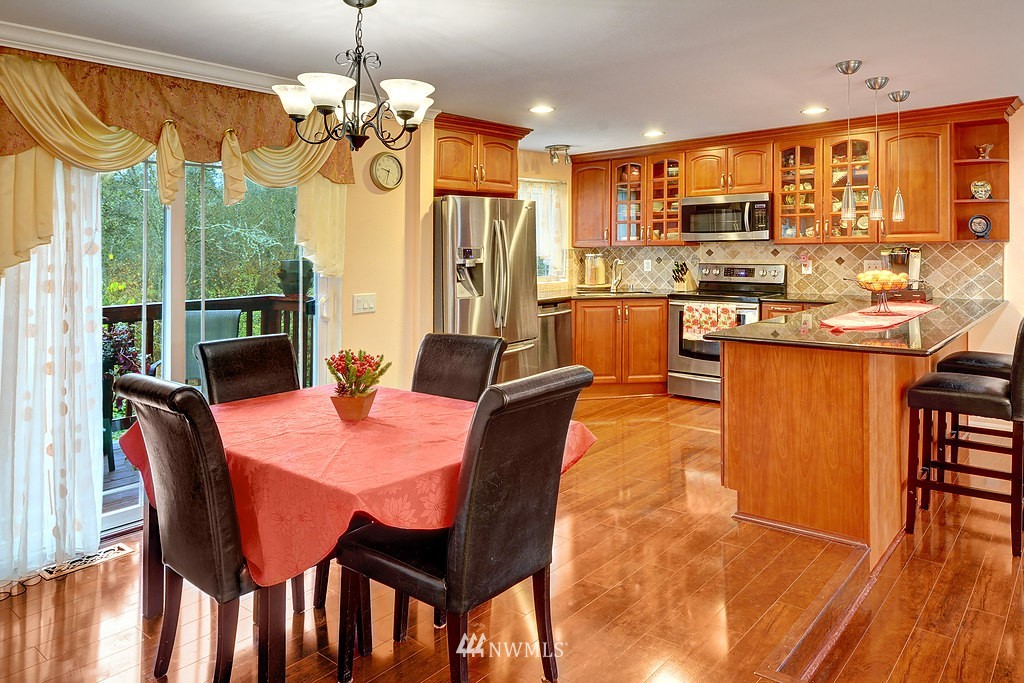 13221 Southeast 168th Street Renton, WA 98058 - Photo 8 of 22 Gallery Image 8