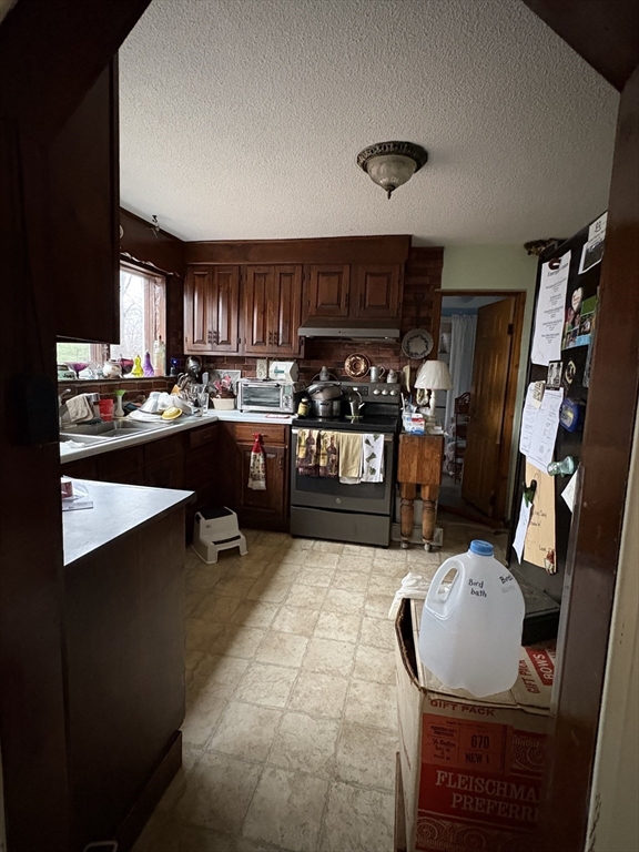 545 Glendale Road Hampden, MA 01036 - Photo 6 of 11