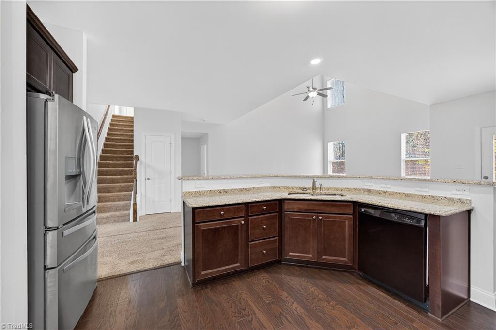 2511 Copperleaf Court High Point, NC 27265 - Photo 12 of 43