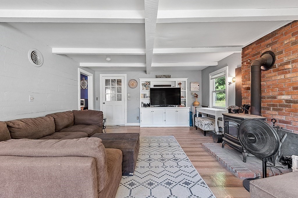 18 Scott Road Townsend, MA 01474 - Photo 7 of 38