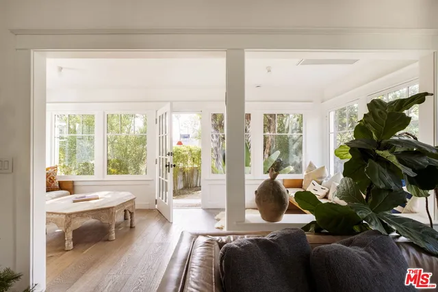 $9,250 | 601 Crestmoore Place, Venice, CA 90291