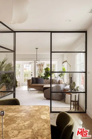 $9,250 | 601 Crestmoore Place, Venice, CA 90291