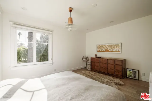 $9,250 | 601 Crestmoore Place, Venice, CA 90291