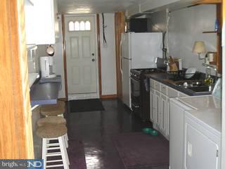 788 Hill Road Philadelphia, PA 19128 - Photo 3 of 6 Gallery Image 3