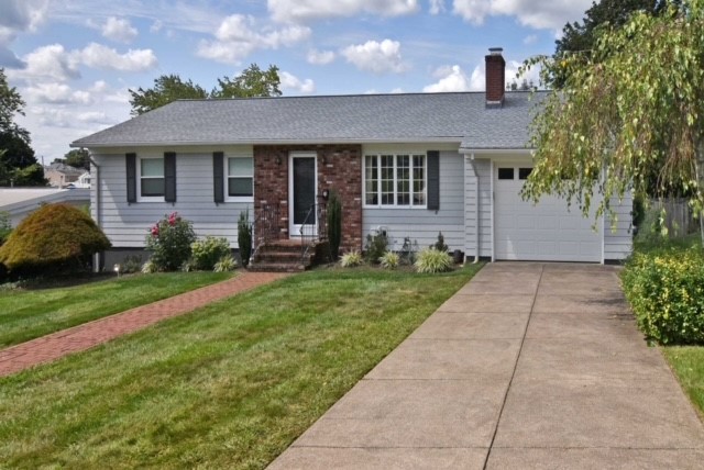 15 Richard Road North Providence, RI 02911 - Photo 1 of 30 Gallery Image 1