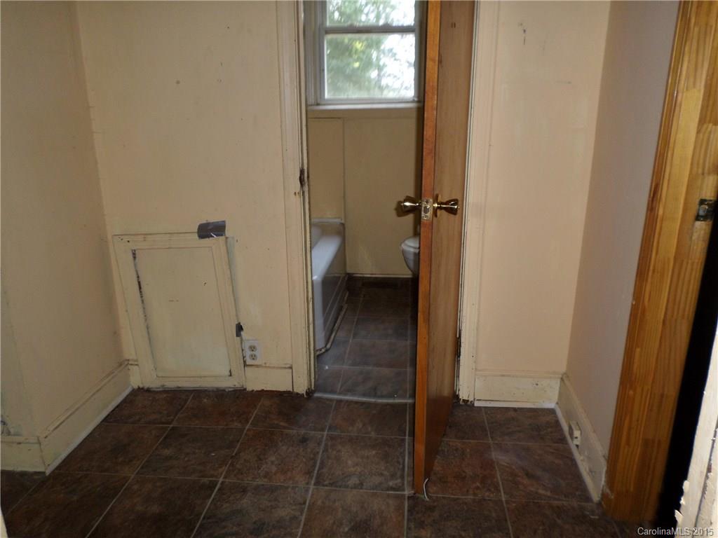 511 Cradle Street Chester, SC 29706 - Photo 8 of 11 Gallery Image 8