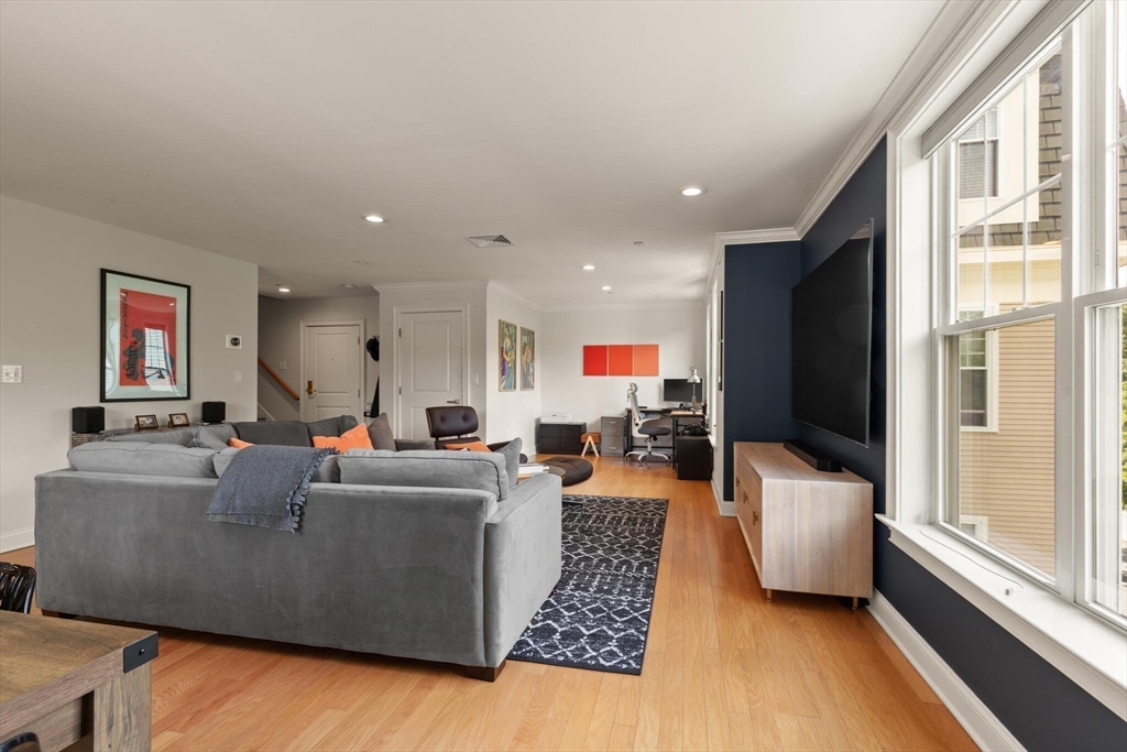 48 Denver Street, Unit 310 Saugus, MA 01906 - Photo 5 of 37 Gallery Image 5
