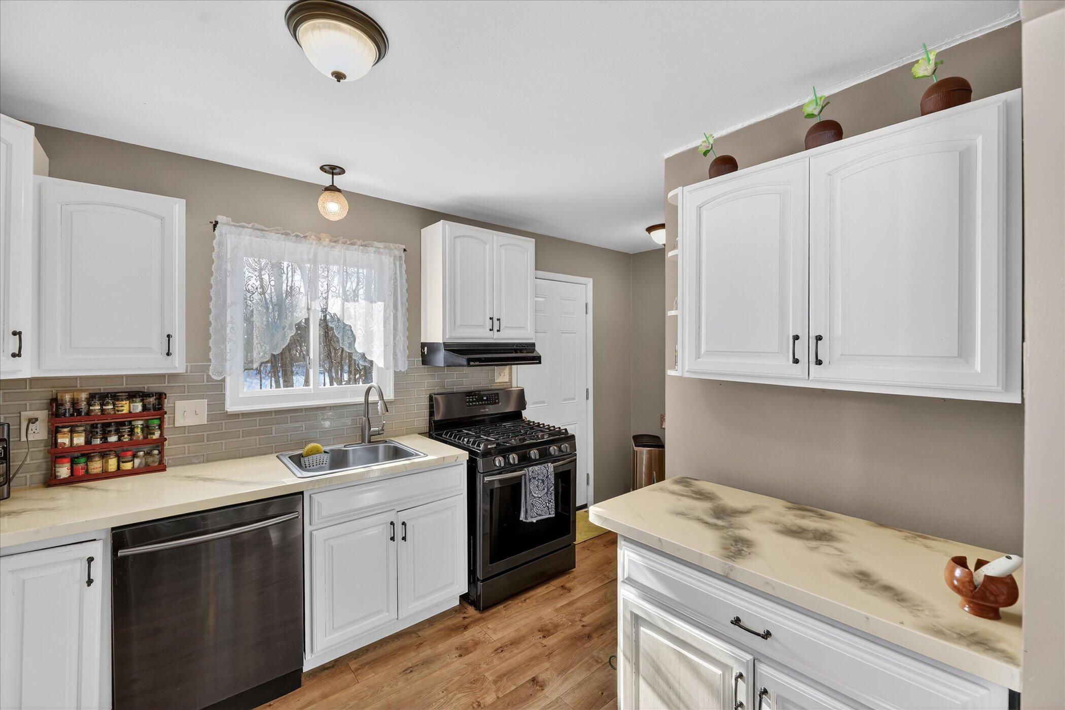 217 Portage Street Pinckney, MI 48169 - Photo 16 of 35 23-217-Portage-St-Pinckney-MI-48169-Wind