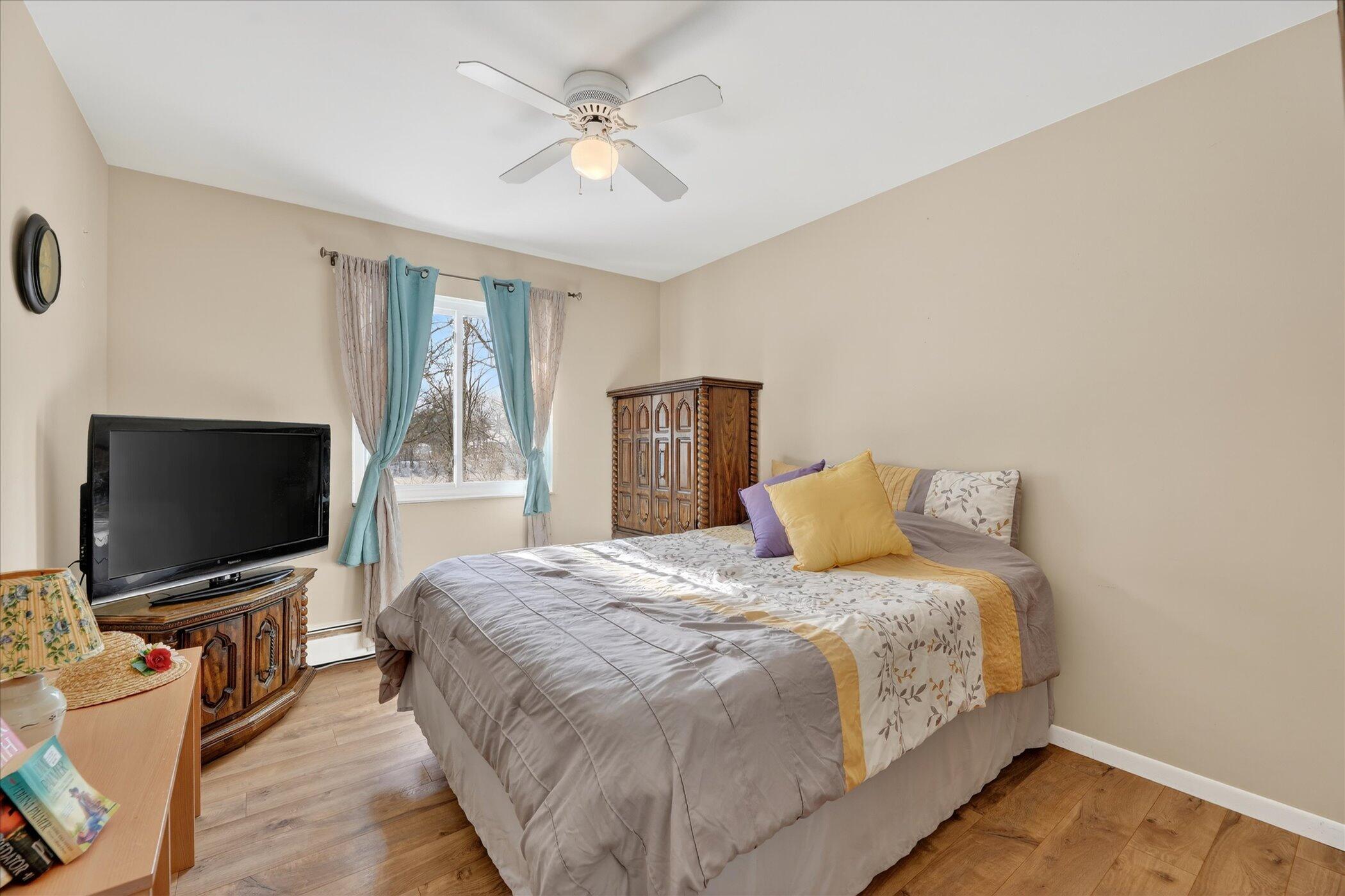 217 Portage Street Pinckney, MI 48169 - Photo 23 of 35 Primary Bedroom