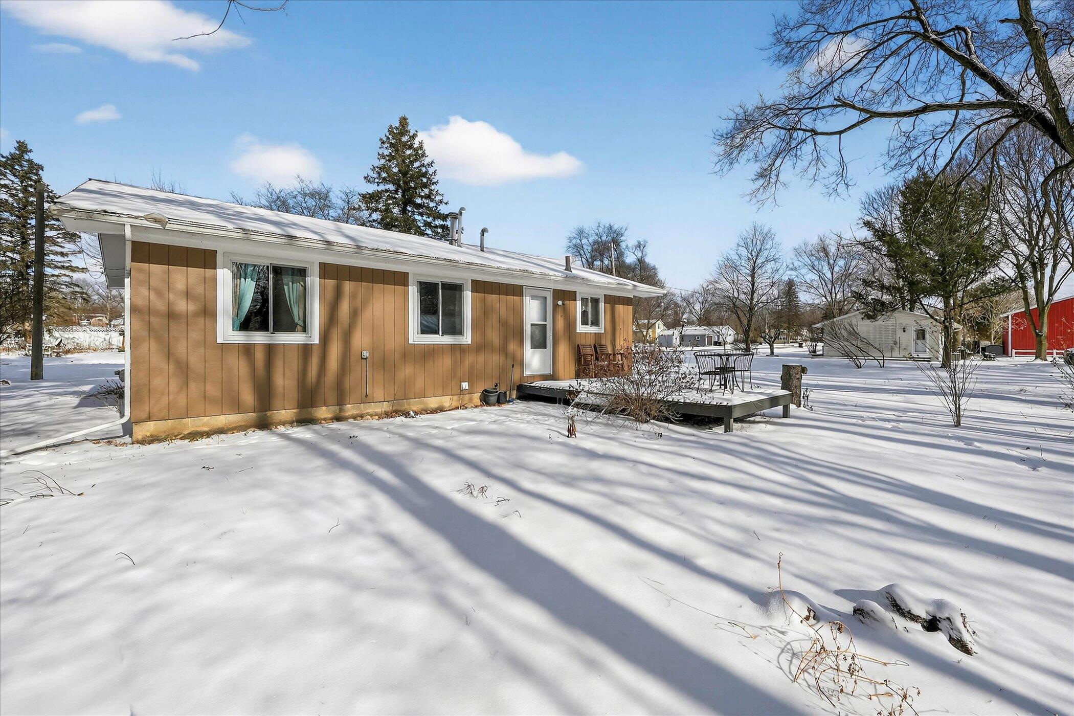 217 Portage Street Pinckney, MI 48169 - Photo 29 of 35 31-217-Portage-St-Pinckney-MI-48169-Wind