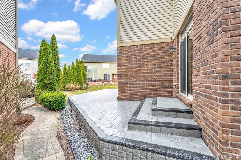 6736 Baker Utica, MI 48317 - Photo 47 of 53