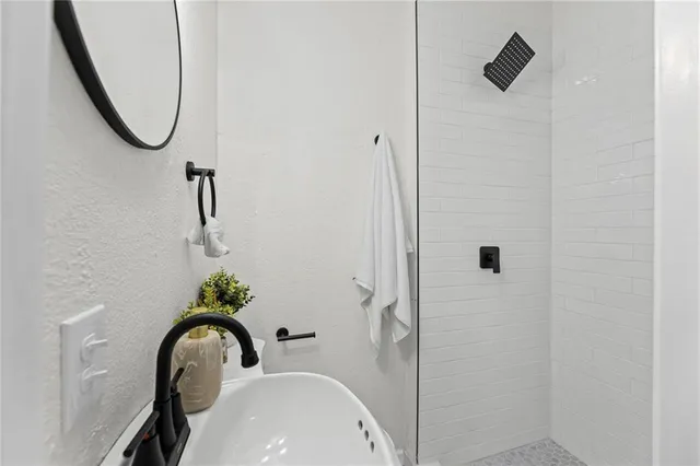 $199,500 | 5631 Parkview Avenue, Kansas City, KS 66104