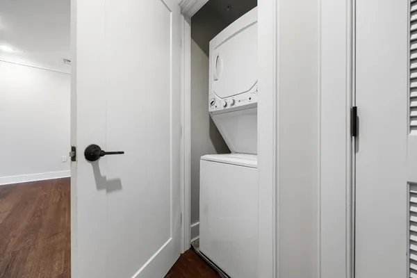 $4,400 | 28 Bright Street, Unit 306, Jersey City, NJ 07302