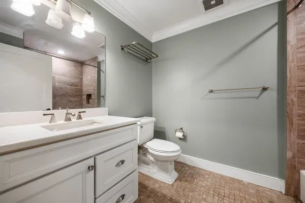 $4,400 | 28 Bright Street, Unit 306, Jersey City, NJ 07302