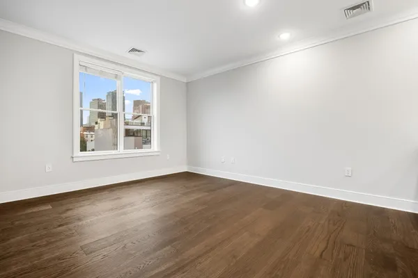 $4,400 | 28 Bright Street, Unit 306, Jersey City, NJ 07302