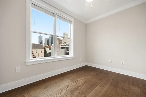 $4,400 | 28 Bright Street, Unit 306, Jersey City, NJ 07302