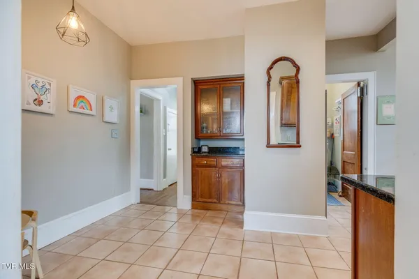 $349,900 | 911 Georgia Avenue, Bristol, TN 37620