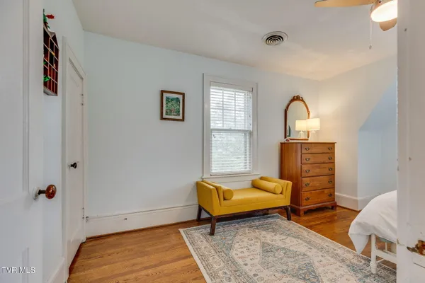 $349,900 | 911 Georgia Avenue, Bristol, TN 37620