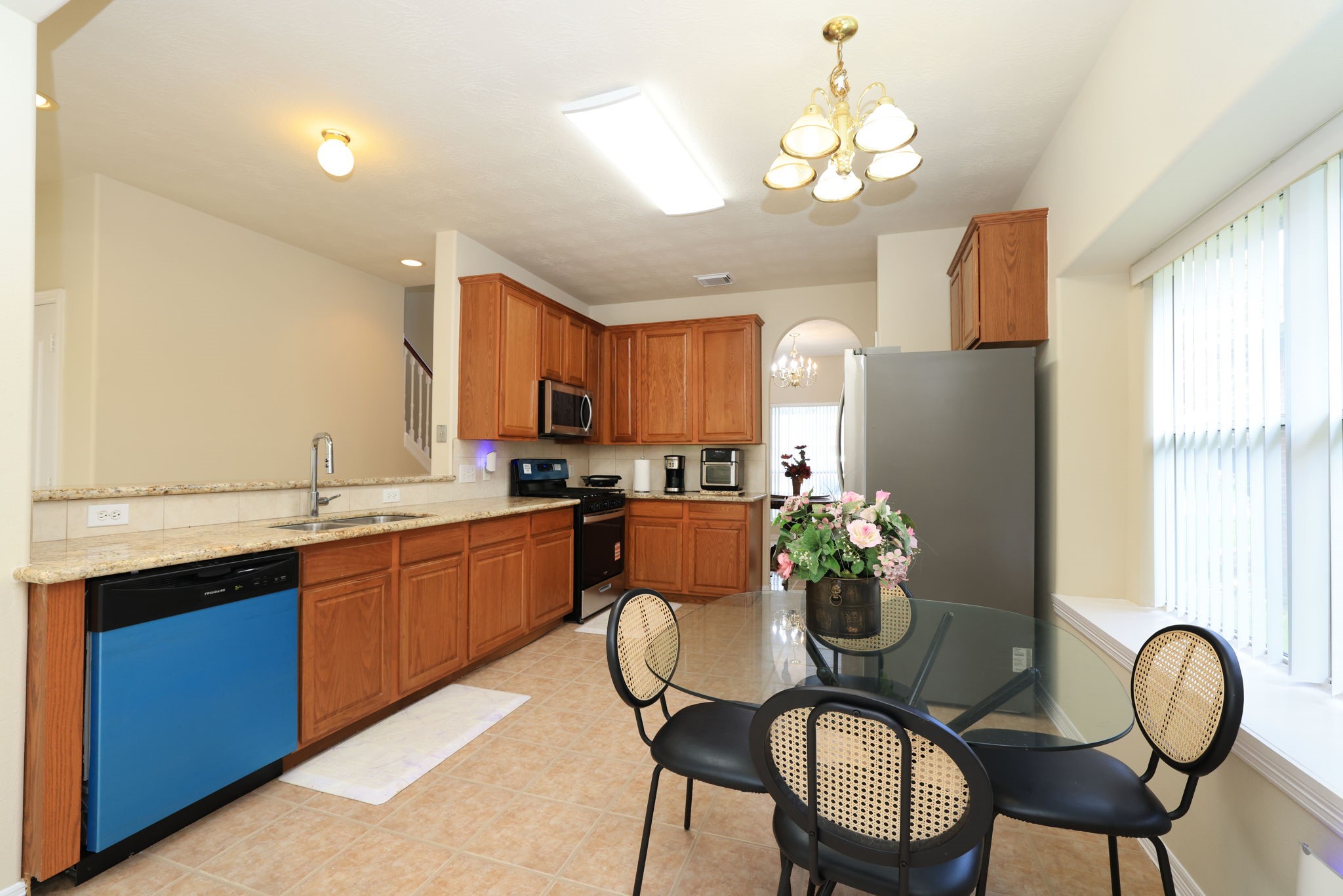 24139 Spring Sunset Drive Spring, TX 77373 - Photo 14 of 49