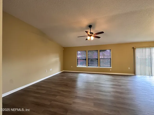 $1,795 | 2231 Brian Lakes Drive North, Jacksonville, FL 32221