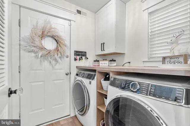 $749,999 | 5 Dunn Court, Marlton, NJ 08053