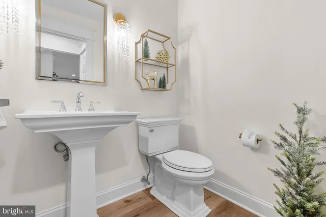 $749,999 | 5 Dunn Court, Marlton, NJ 08053