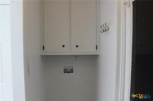 $1,800 | 223 Ridgewood Drive, Victoria, TX 77901