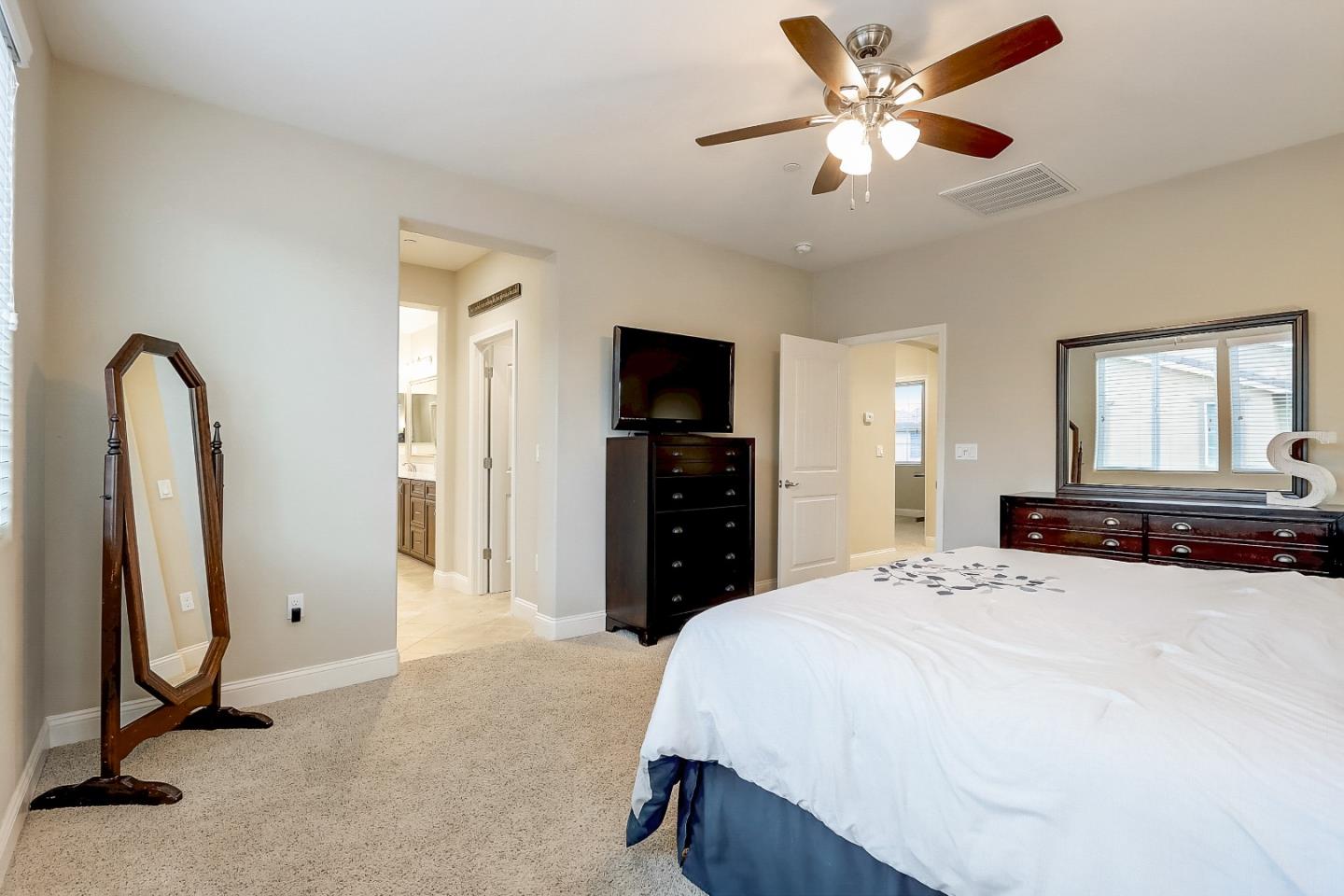 46 Angra Way Gilroy, CA 95020 - Photo 23 of 36 Gallery Image 23