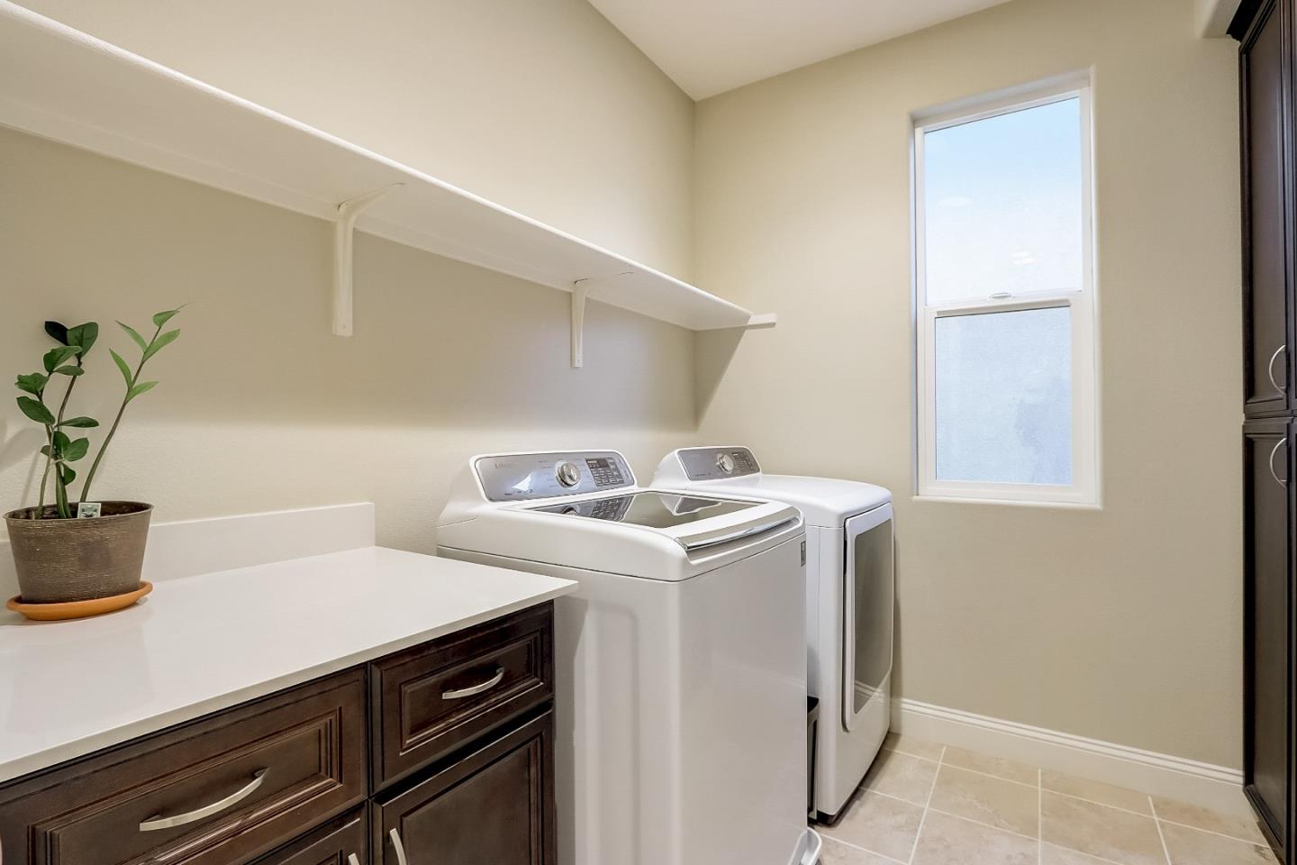 46 Angra Way Gilroy, CA 95020 - Photo 27 of 36 Gallery Image 27