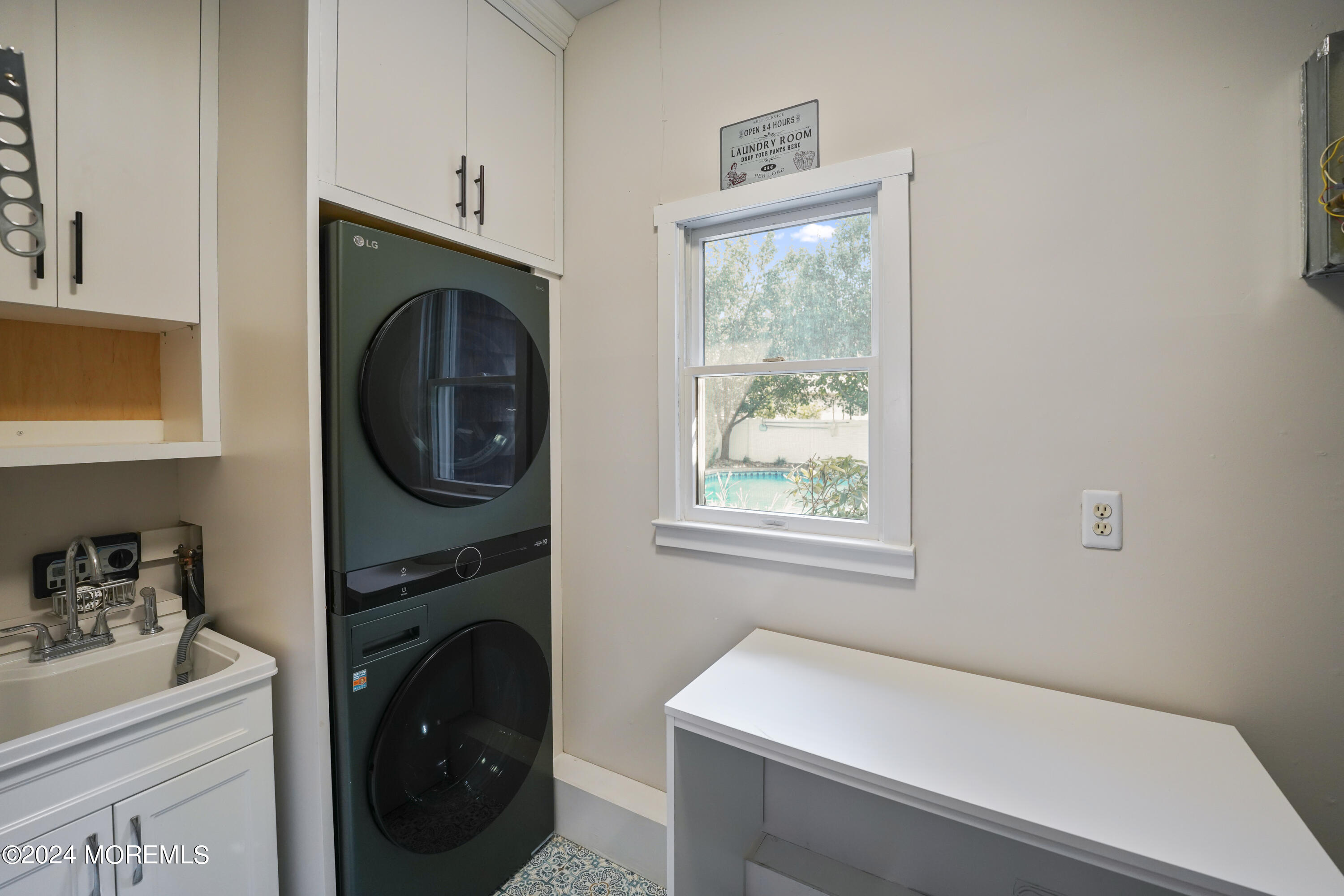 2010 Grasing Terrace Point Pleasant, NJ 08742 - Photo 19 of 49 photos_high_resolution_HOM06351