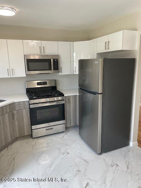 941 Willowbrook Road Staten Island, NY 10314 - Photo 2 of 8 IMG_9445