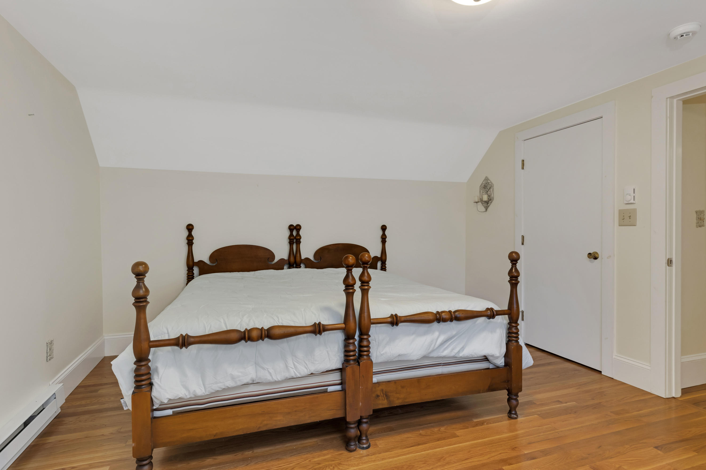 533 Poponessett Road Cotuit, MA 02635 - Photo 12 of 20 533PopLR-22
