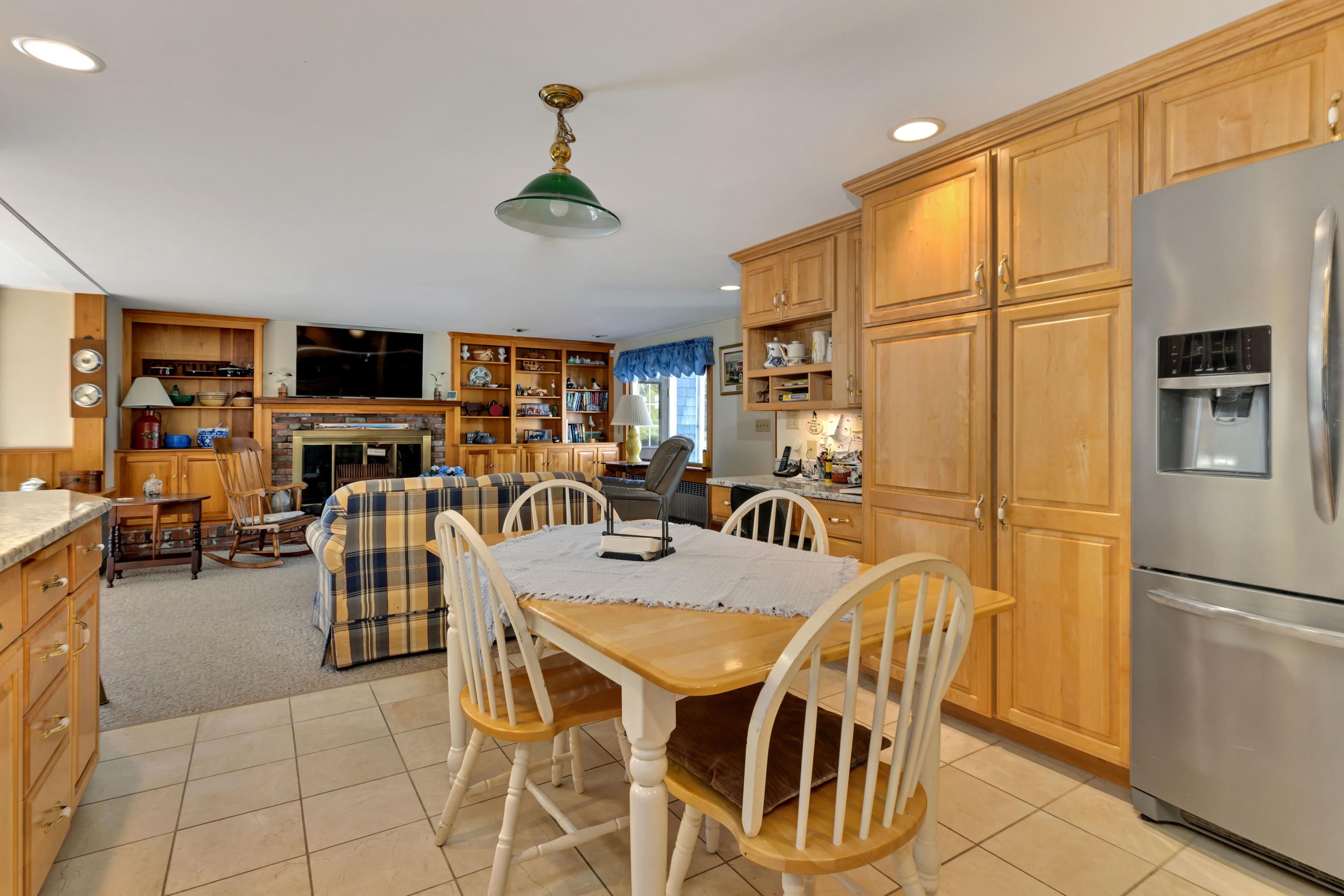 533 Poponessett Road Cotuit, MA 02635 - Photo 6 of 20 533PopLR-10