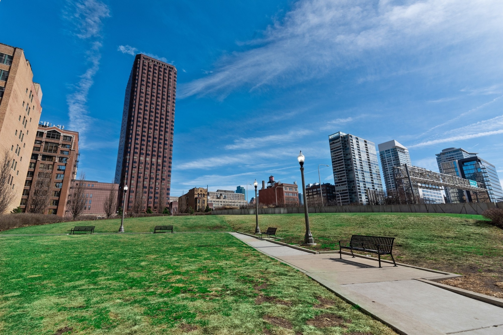 235 West Van Buren Street, Unit 2905 Chicago, IL 60607 - Photo 17 of 18 a view of a city with tall buildings