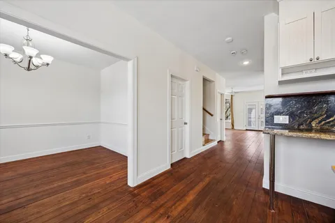 $4,000 | 4011 Garrott Street, Houston, TX 77006