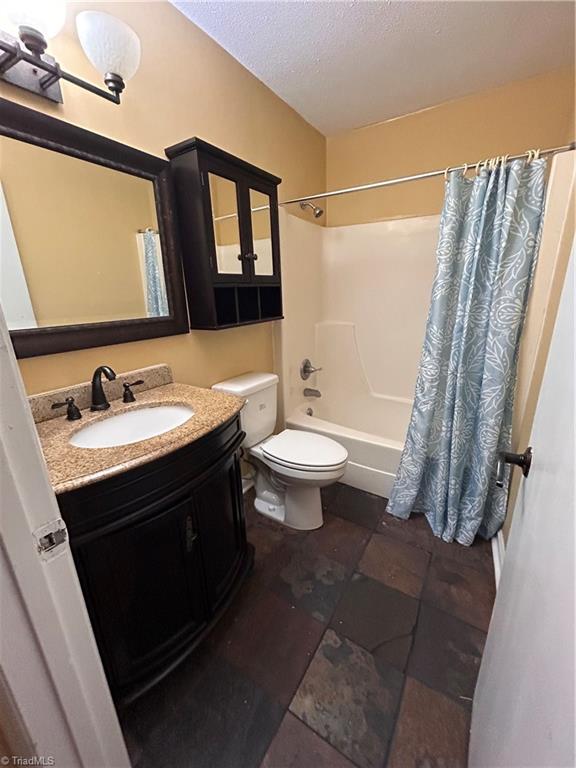 203 Northpoint Avenue, Unit J High Point, NC 27262 - Photo 15 of 19