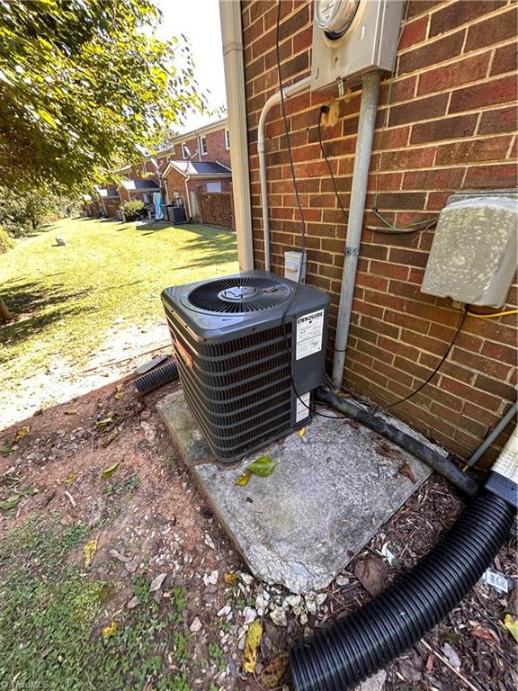 203 Northpoint Avenue, Unit J High Point, NC 27262 - Photo 16 of 19