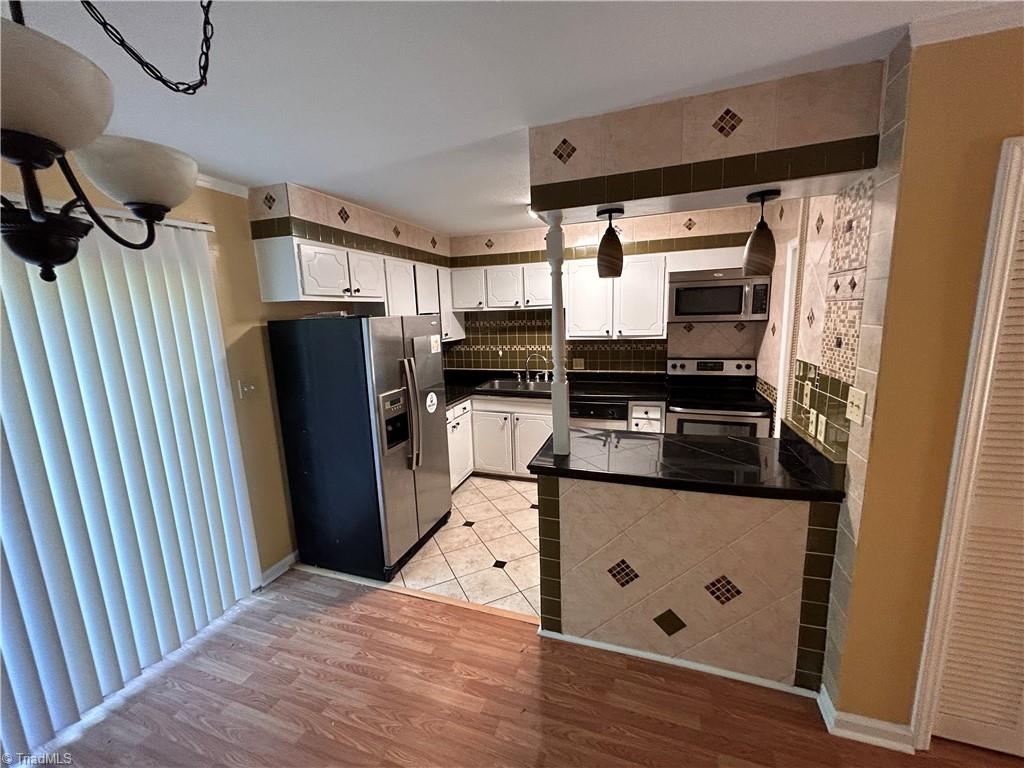 203 Northpoint Avenue, Unit J High Point, NC 27262 - Photo 5 of 19